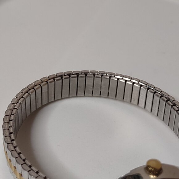 Two Tone Timex Indiglo T2NO68 6.5 Inches - Picture 10 of 12